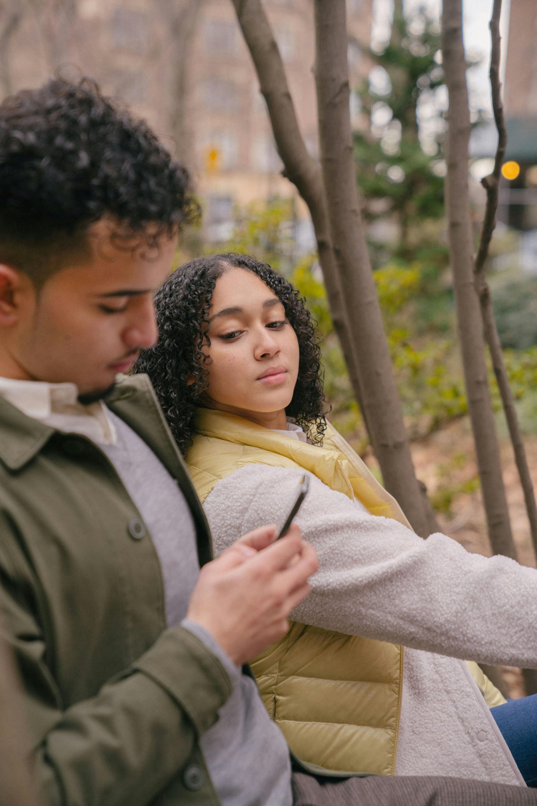Signes et indices d'infidélité en relation à distance