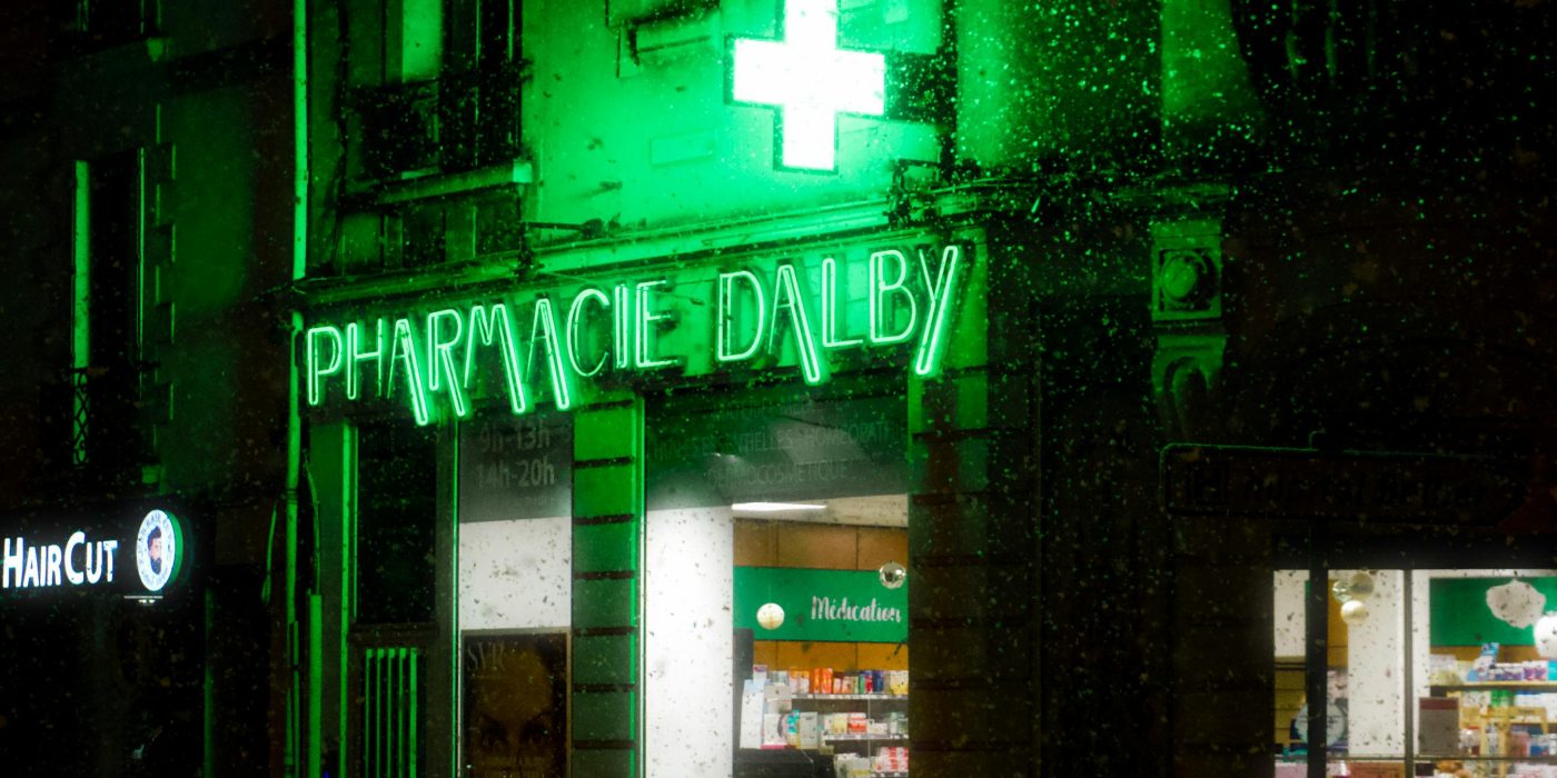 Comment trouver une pharmacie ouverte tard à Paris ?