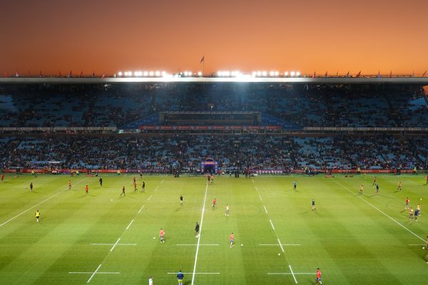 Que sait-on du stade Yves du Manoir à Colombes ?