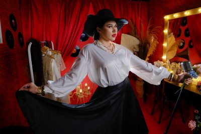 Loge de cabaret rétro éclairée